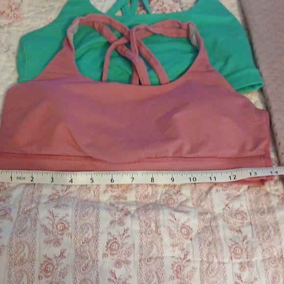 Lululemon   - Picture 3 of 9